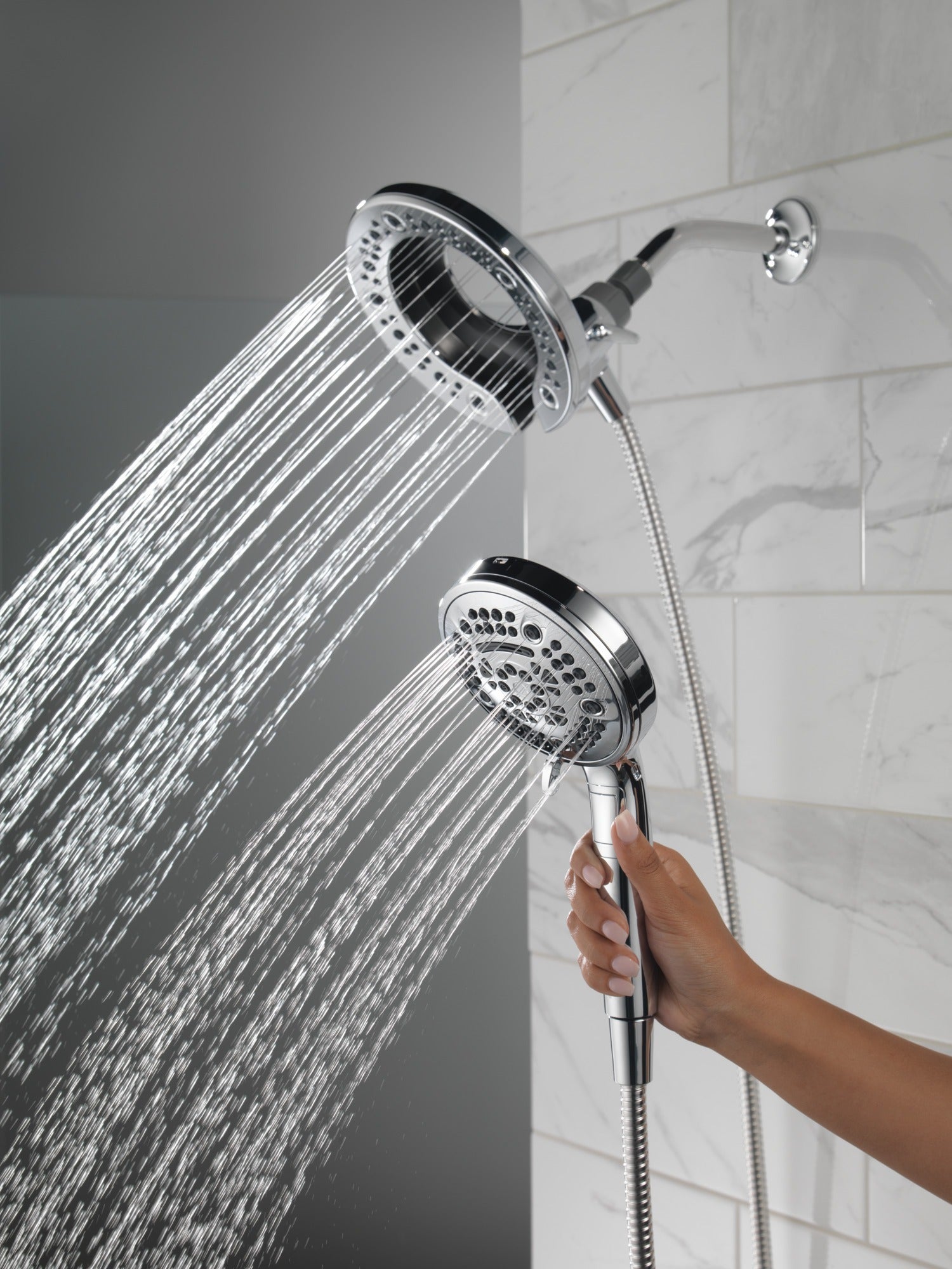 Delta Universal Showering Components In2ition® 7-Setting Two-in-One Shower