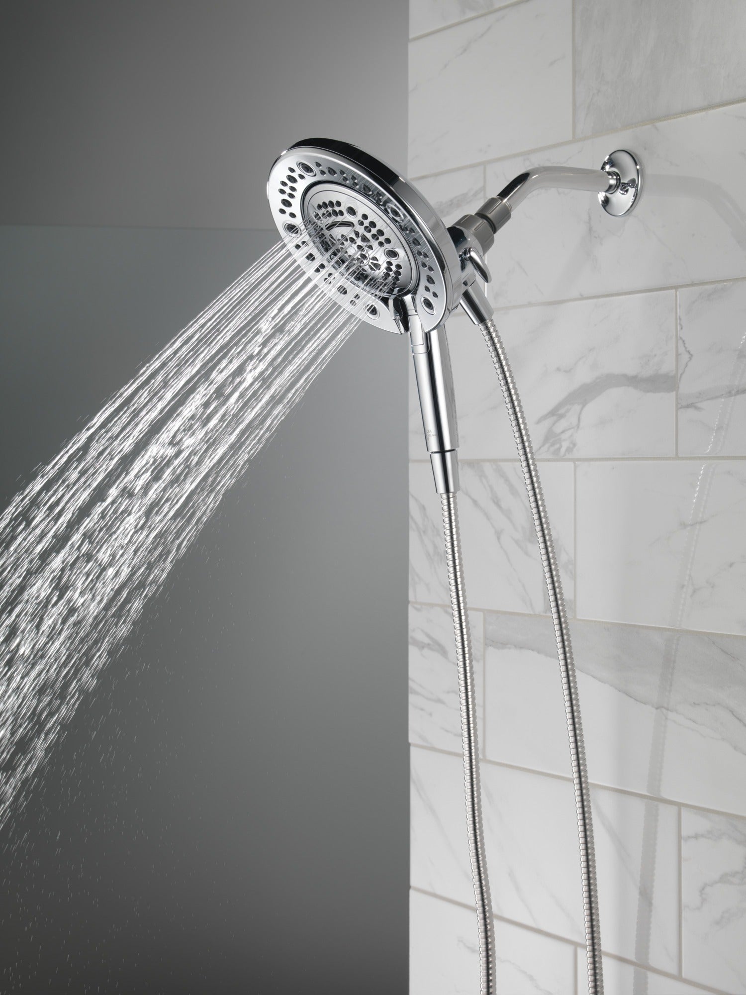 Delta Universal Showering Components In2ition® 7-Setting Two-in-One Shower