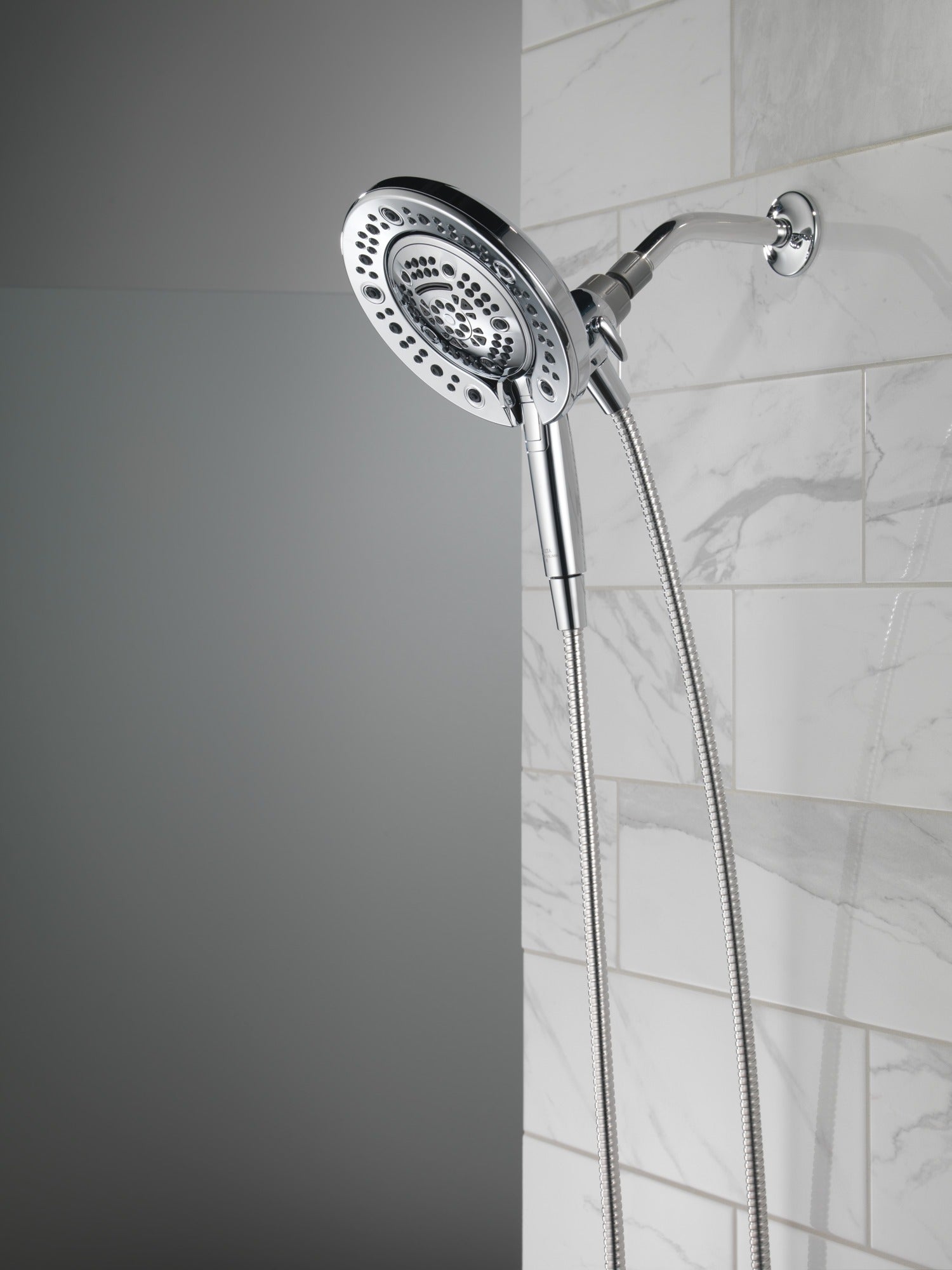Delta Universal Showering Components In2ition® 7-Setting Two-in-One Shower