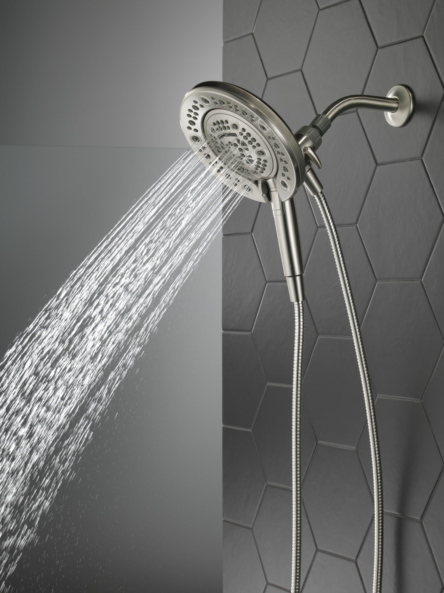 Delta Universal Showering Components In2ition® 7-Setting Two-in-One Shower