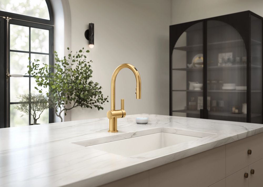 Cia MotionSense Wave One-Handle Pulldown Touchless Kitchen Faucet