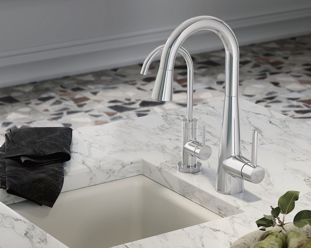 Sleek One-Handle Pulldown Bar Faucet