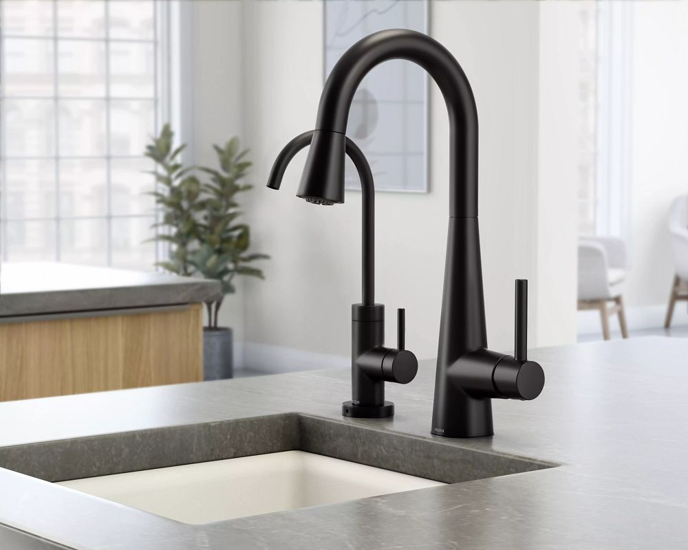 Sleek One-Handle Pulldown Bar Faucet