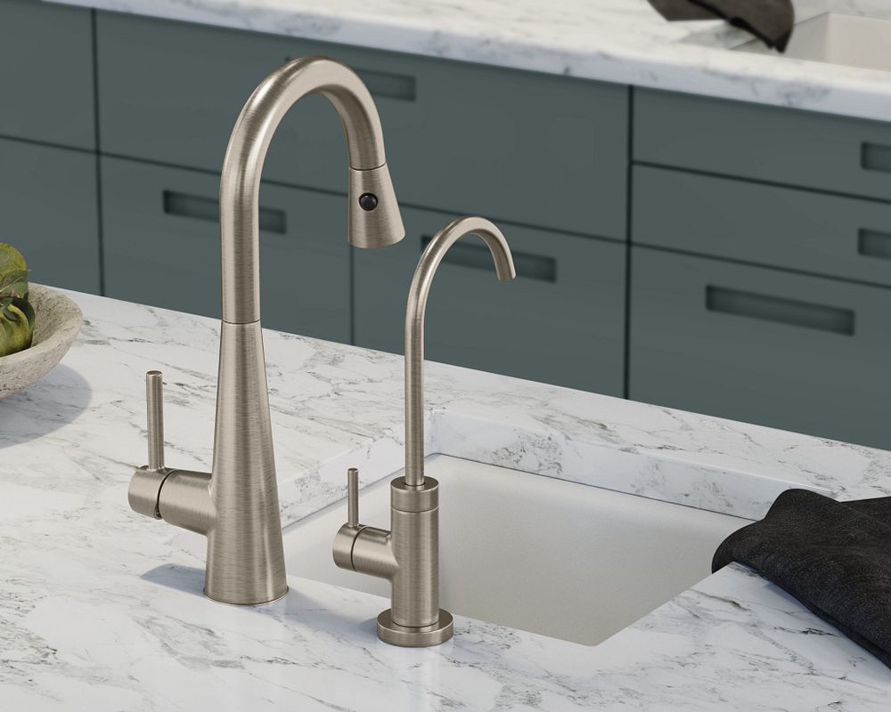 Sleek One-Handle Pulldown Bar Faucet