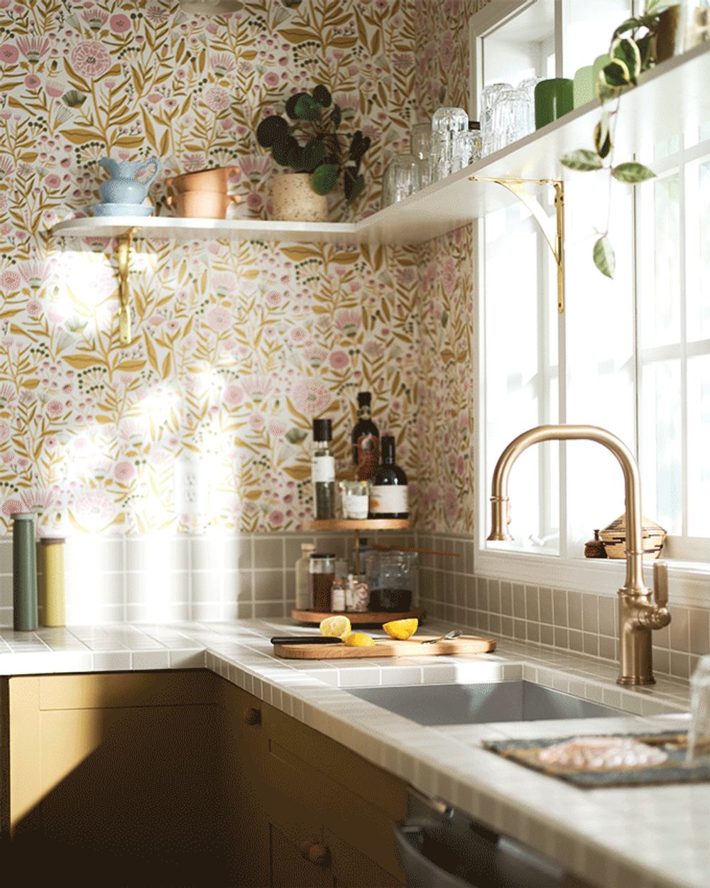 Smyth One-Handle High Arc Pulldown Kitchen Faucet