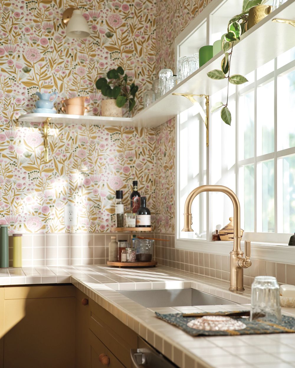 Smyth One-Handle High Arc Pulldown Kitchen Faucet