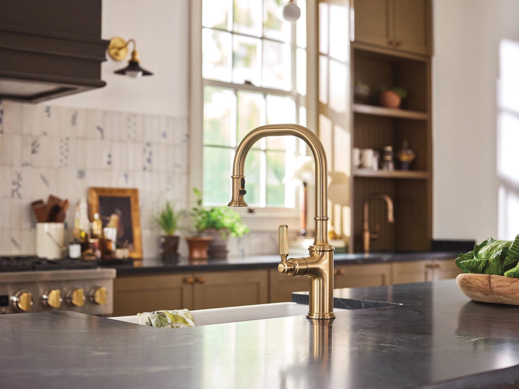 Moen 7770EV Smyth Smart Pulldown Touchless Kitchen Faucet