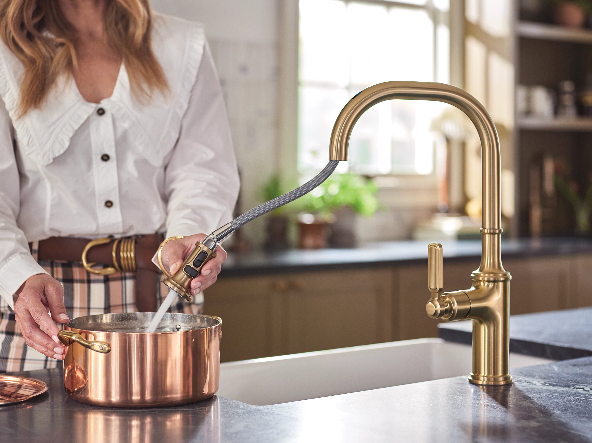 Moen 7770EV Smyth Smart Pulldown Touchless Kitchen Faucet