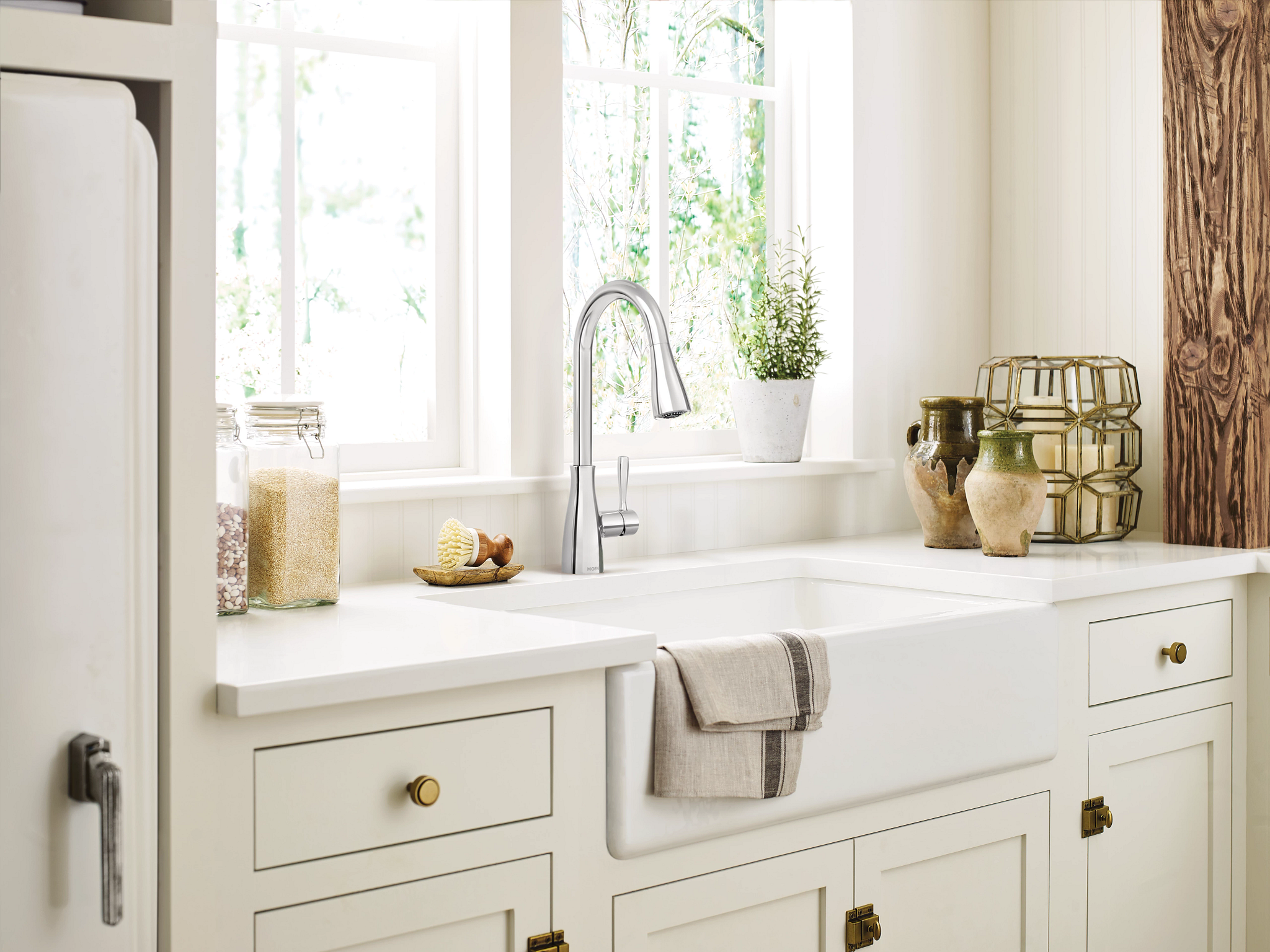 Moen 7803 Elbur Chrome one-handle kitchen faucet