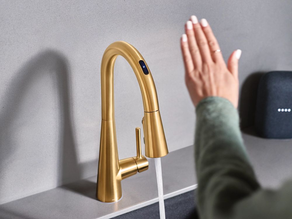 Sleek Smart Pulldown Touchless Kitchen Faucet
