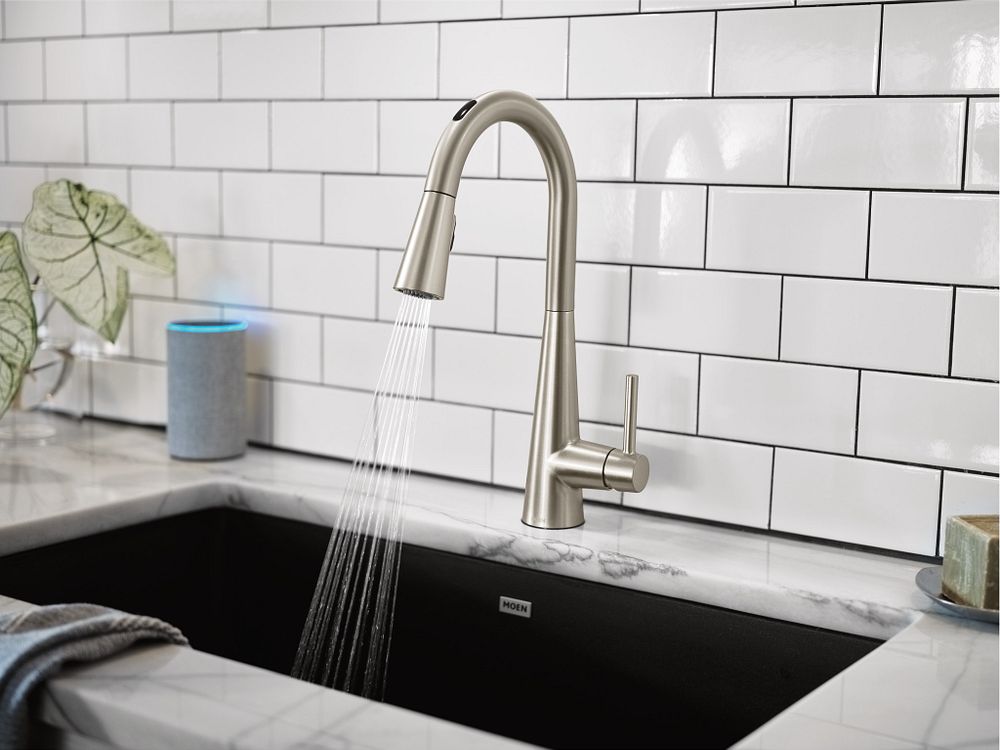 Sleek Smart Pulldown Touchless Kitchen Faucet