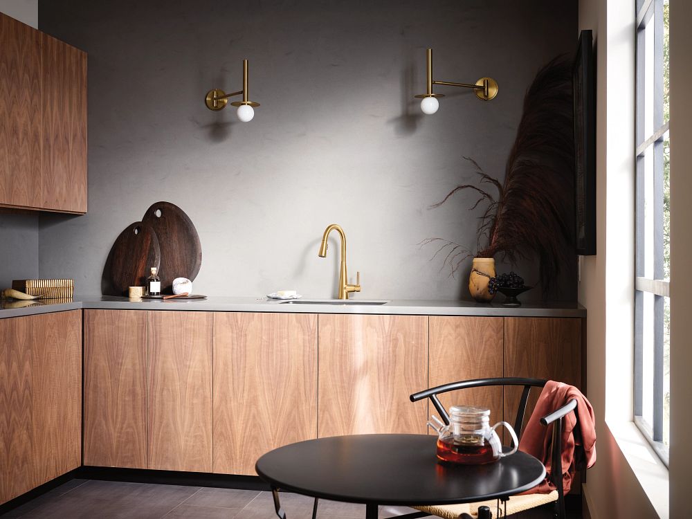 Sleek One-Handle High Arc Pulldown Kitchen Faucet