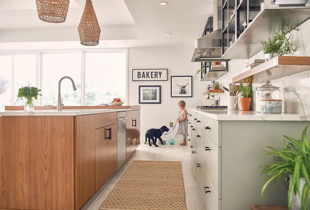 Sleek One-Handle High Arc Pulldown Kitchen Faucet