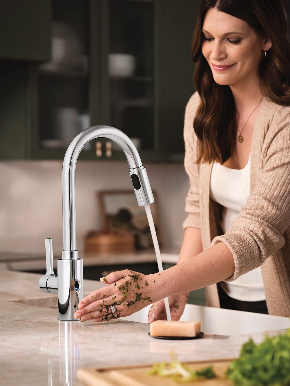 Genta LX MotionSense Wave One-Handle Pulldown Touchless Kitchen Faucet