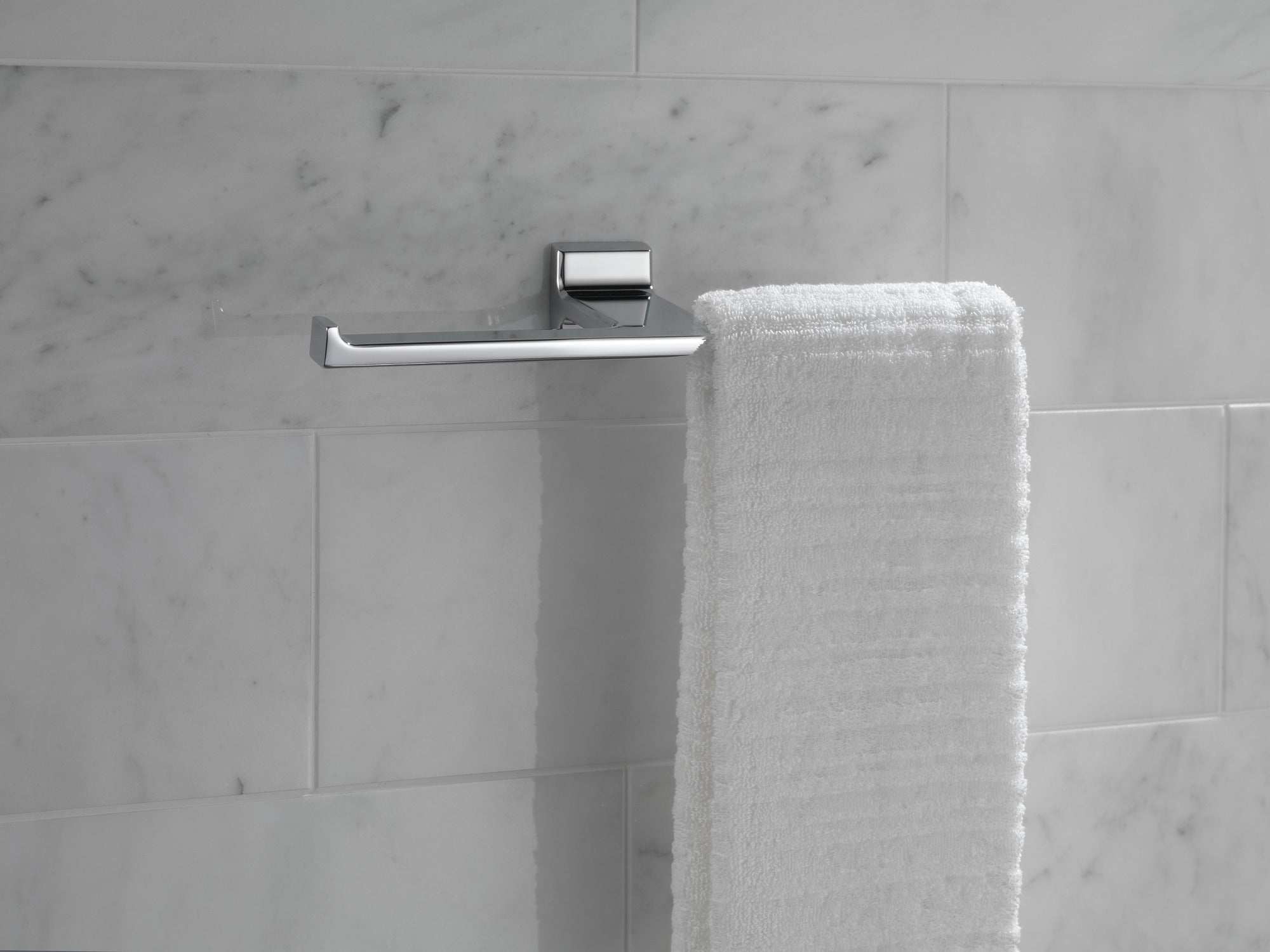 Delta Pivotal® Double Tissue Holder