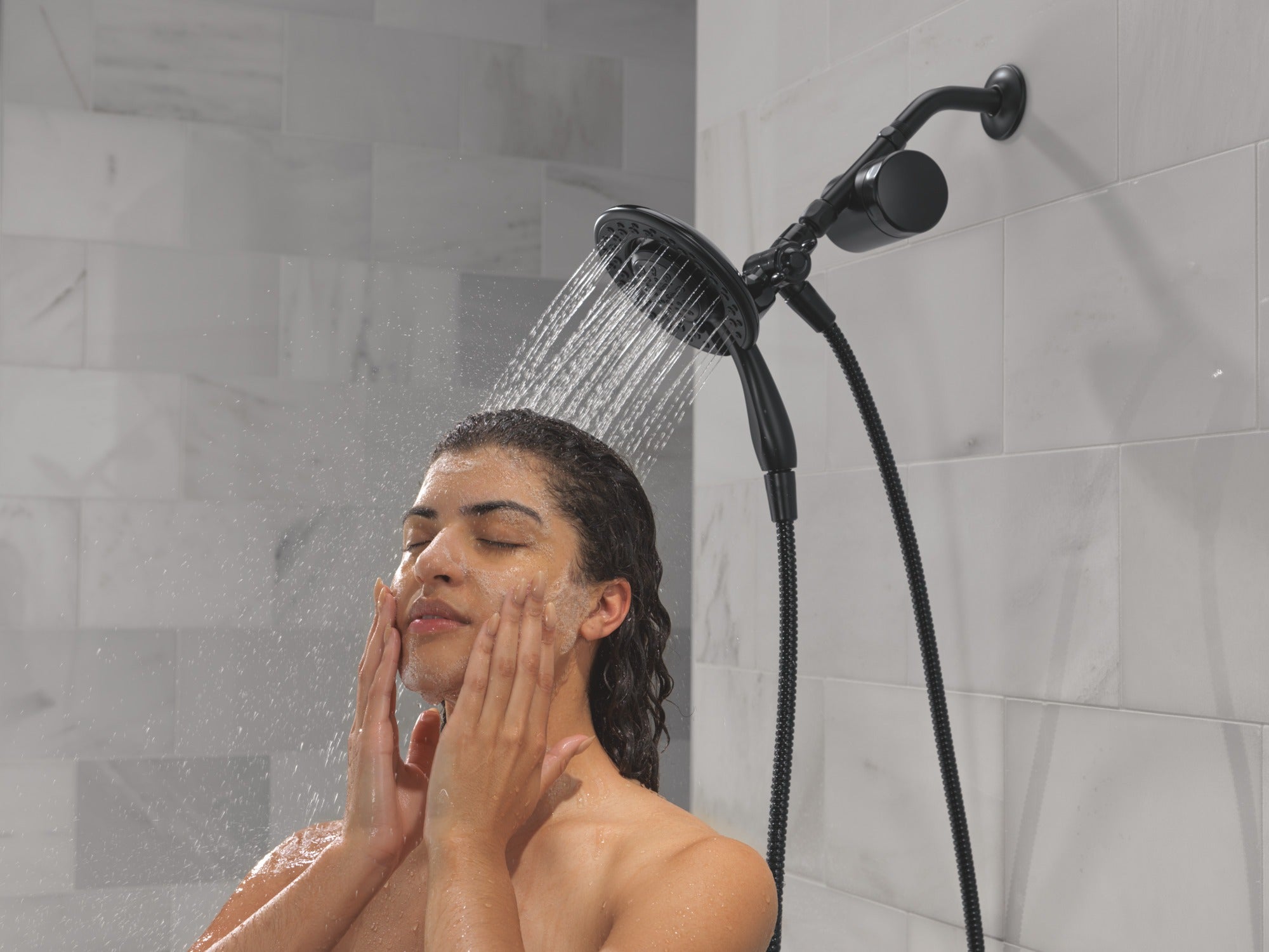 Delta Clarifi™ Shower Filter Attachment with 4-Setting In2ition®