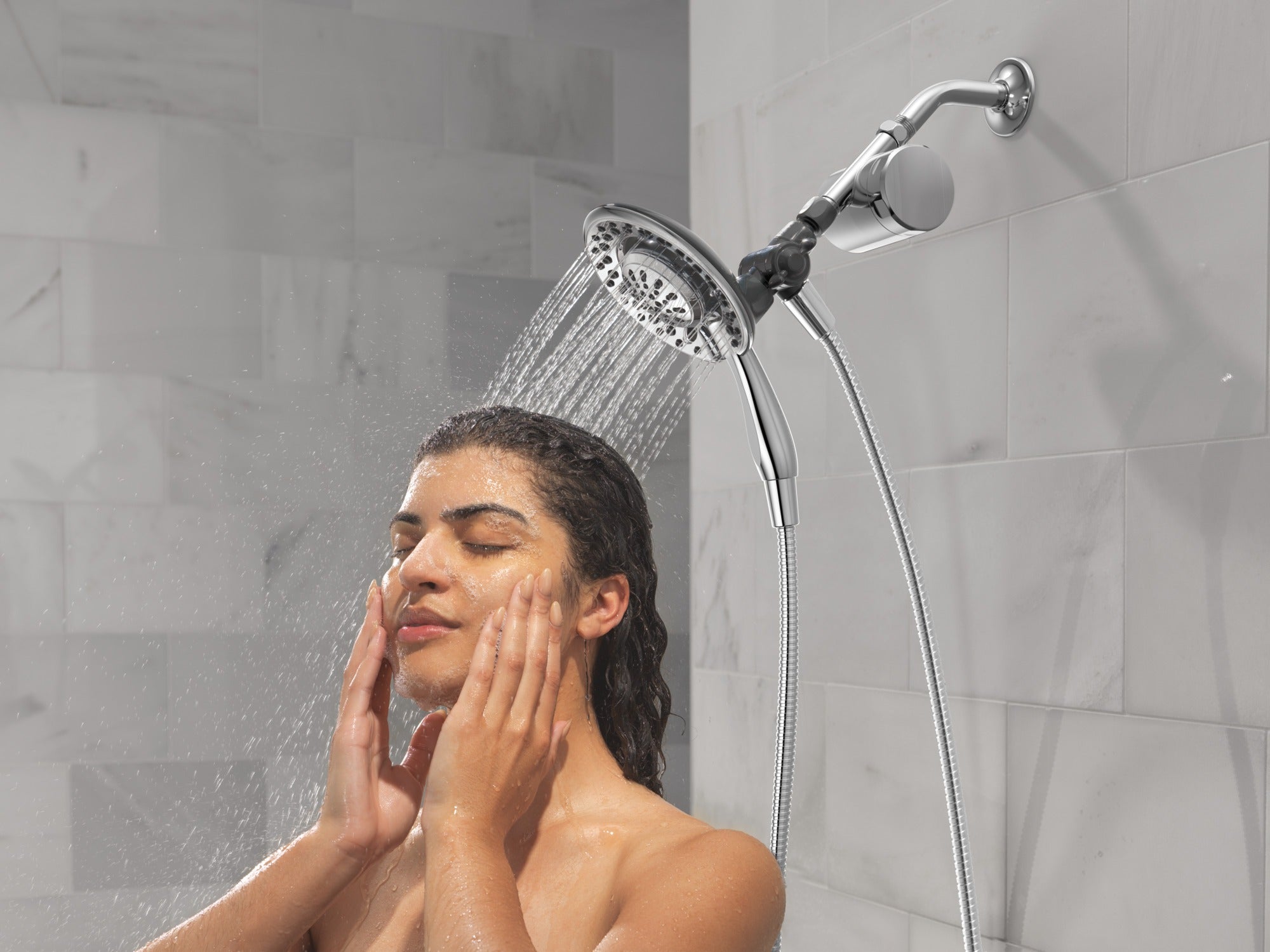 Delta Clarifi™ Shower Filter Attachment with 4-Setting In2ition®