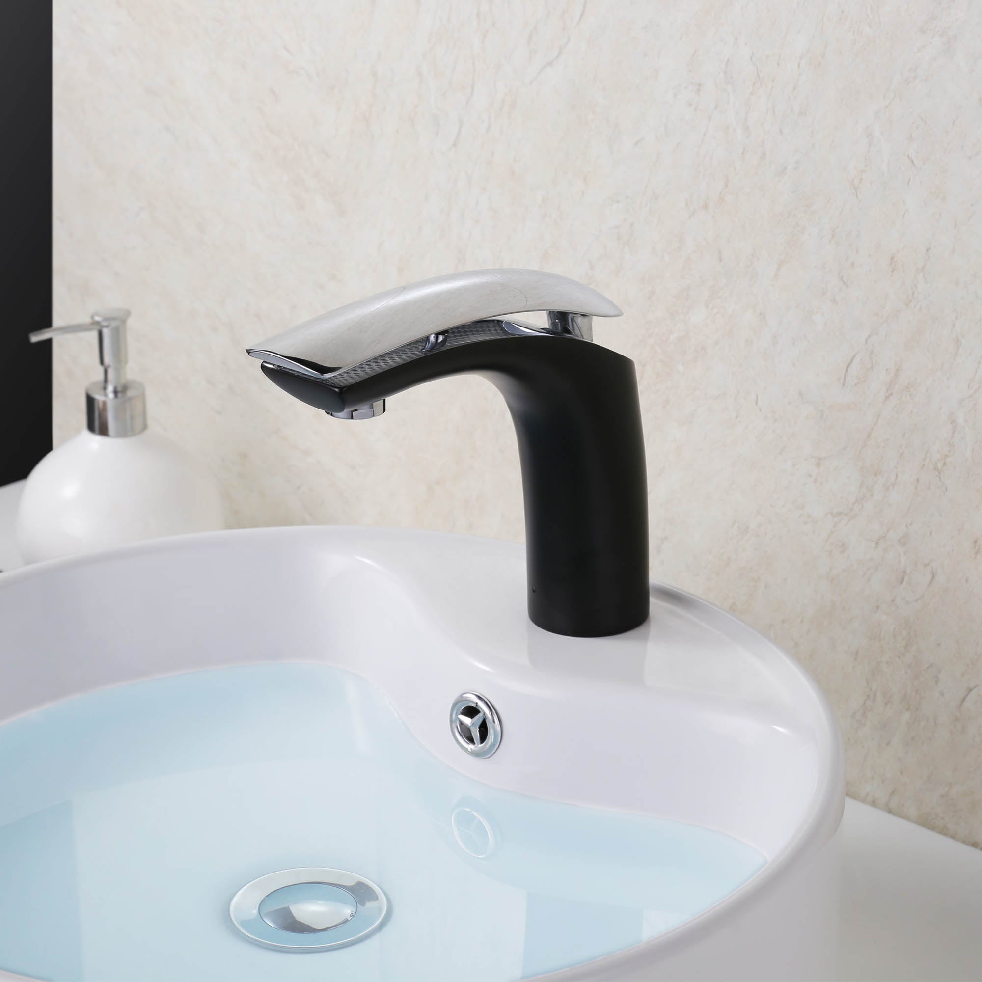 Single Handle Lavatory Faucet - 8001 017