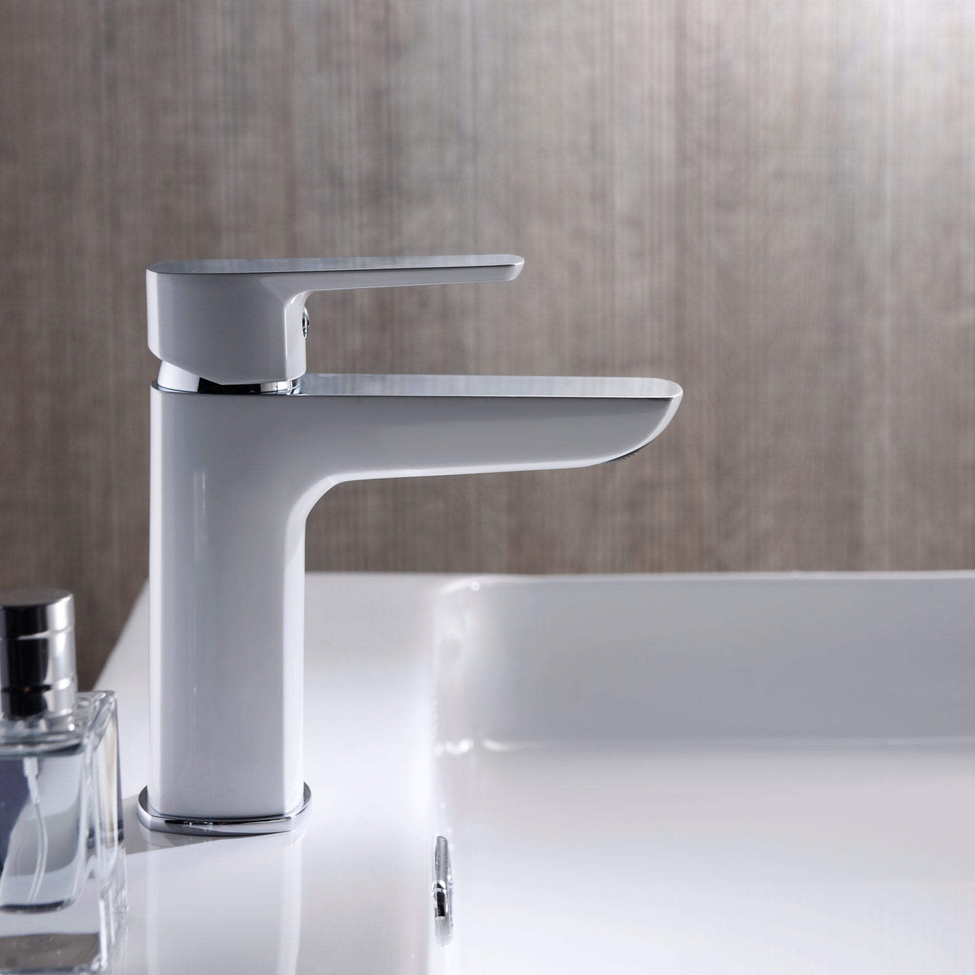 Single Handle Lavatory Faucet - 8001 021