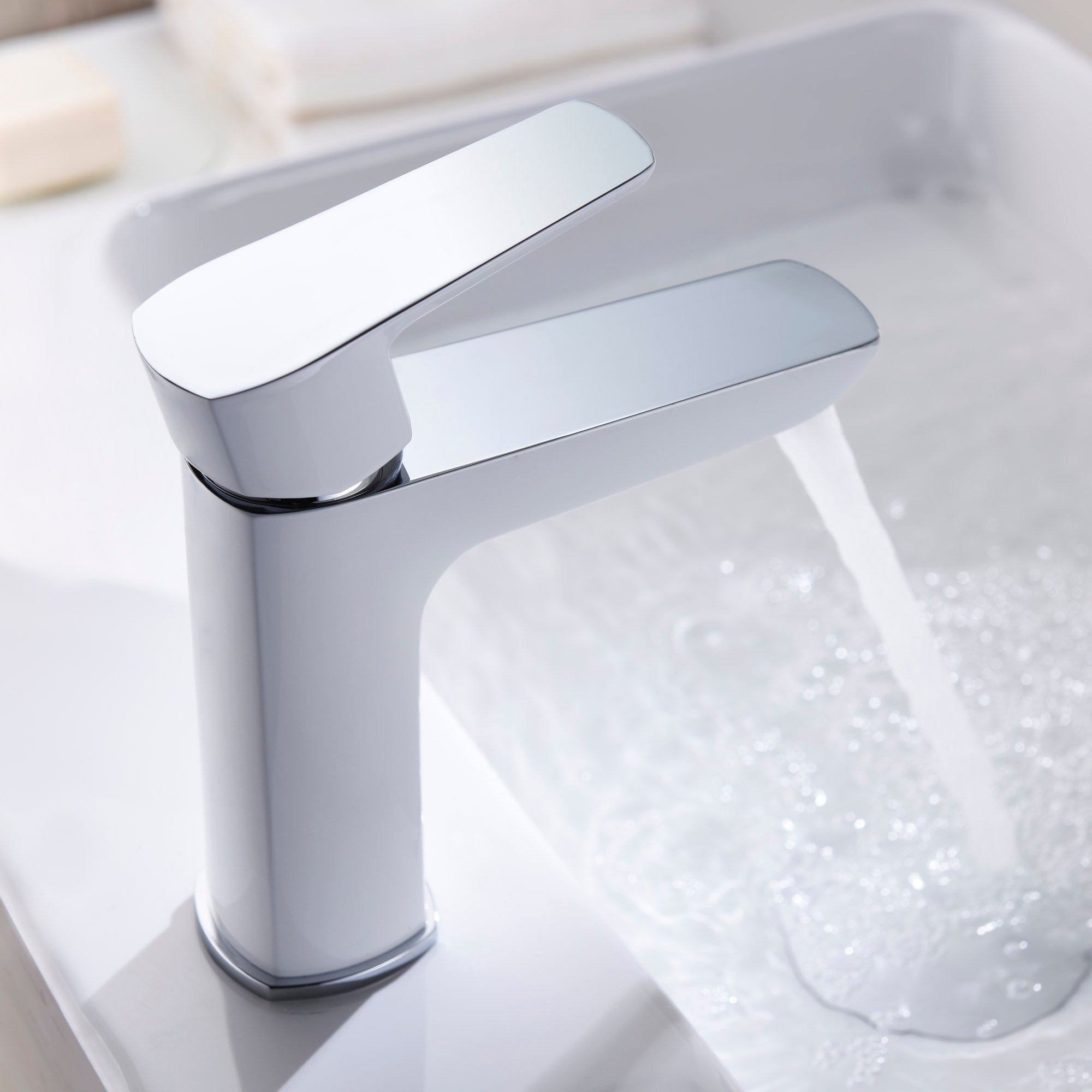Single Handle Lavatory Faucet - 8001 021