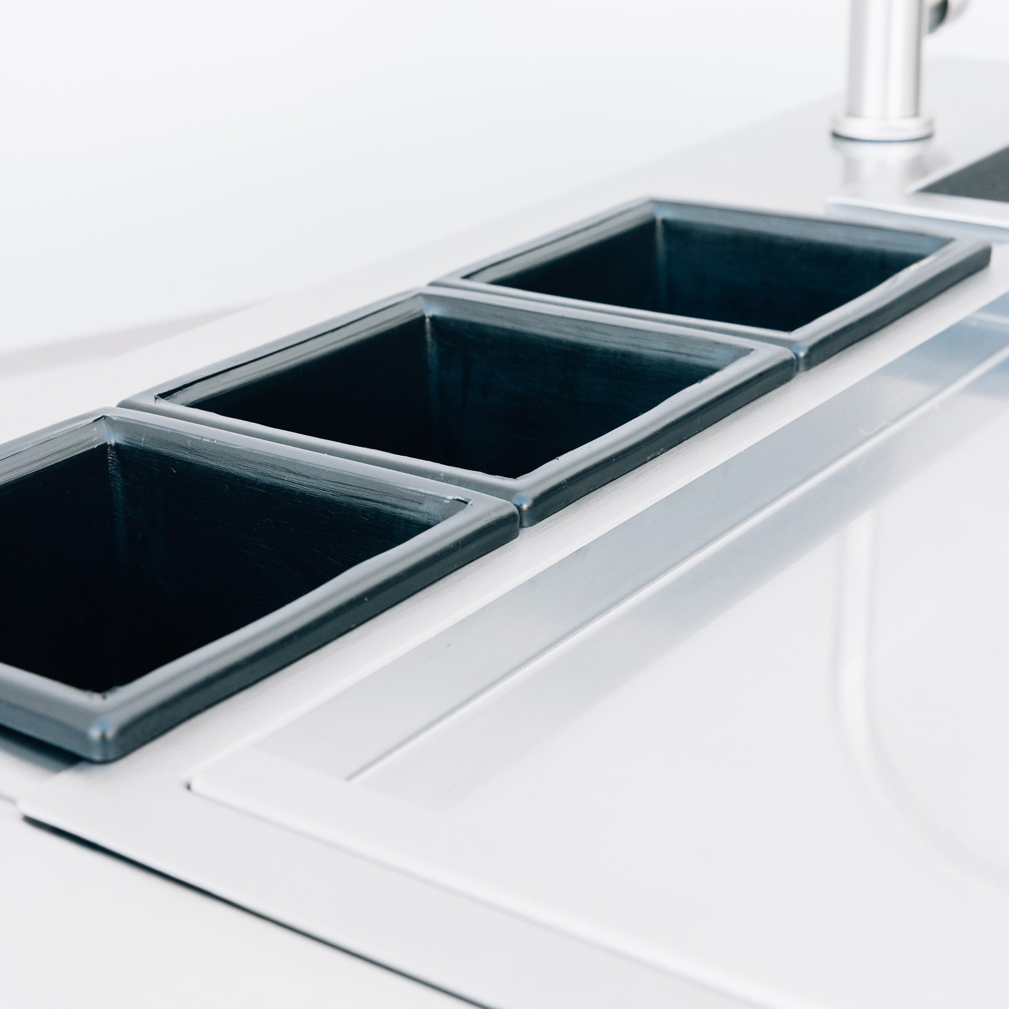 Summerset 30" Beverage & Prep Station, BC-30L-W