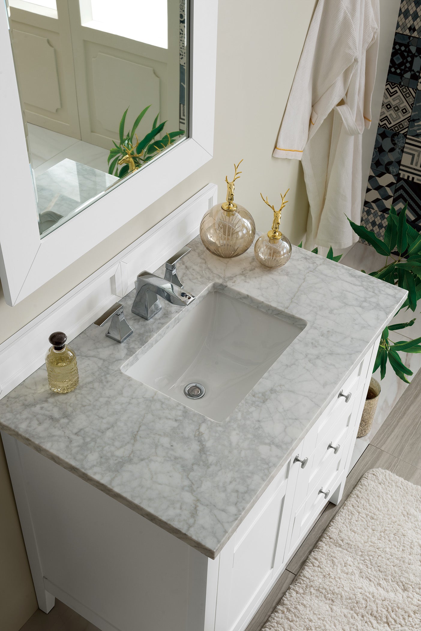James Martin Palisades 36" Single Vanity in Bright White with 3cm Countertop