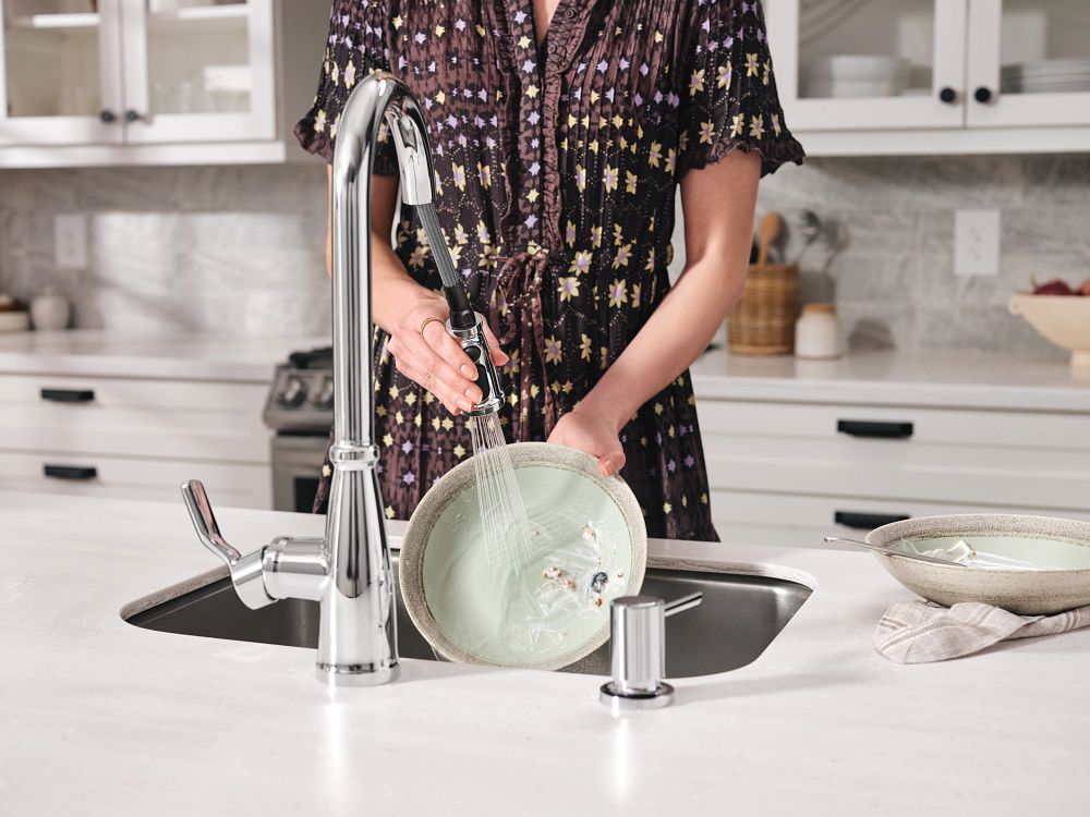 Nolia One-Handle High Arc Pulldown Kitchen Faucet