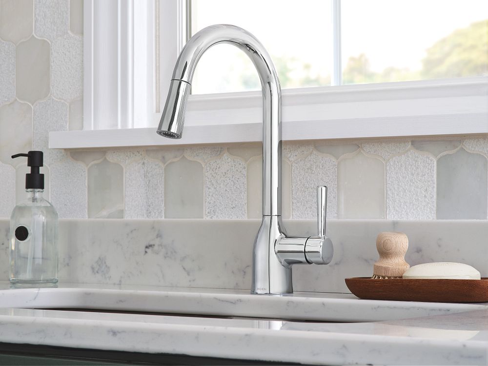 Adler One-Handle High Arc Pulldown Kitchen Faucet