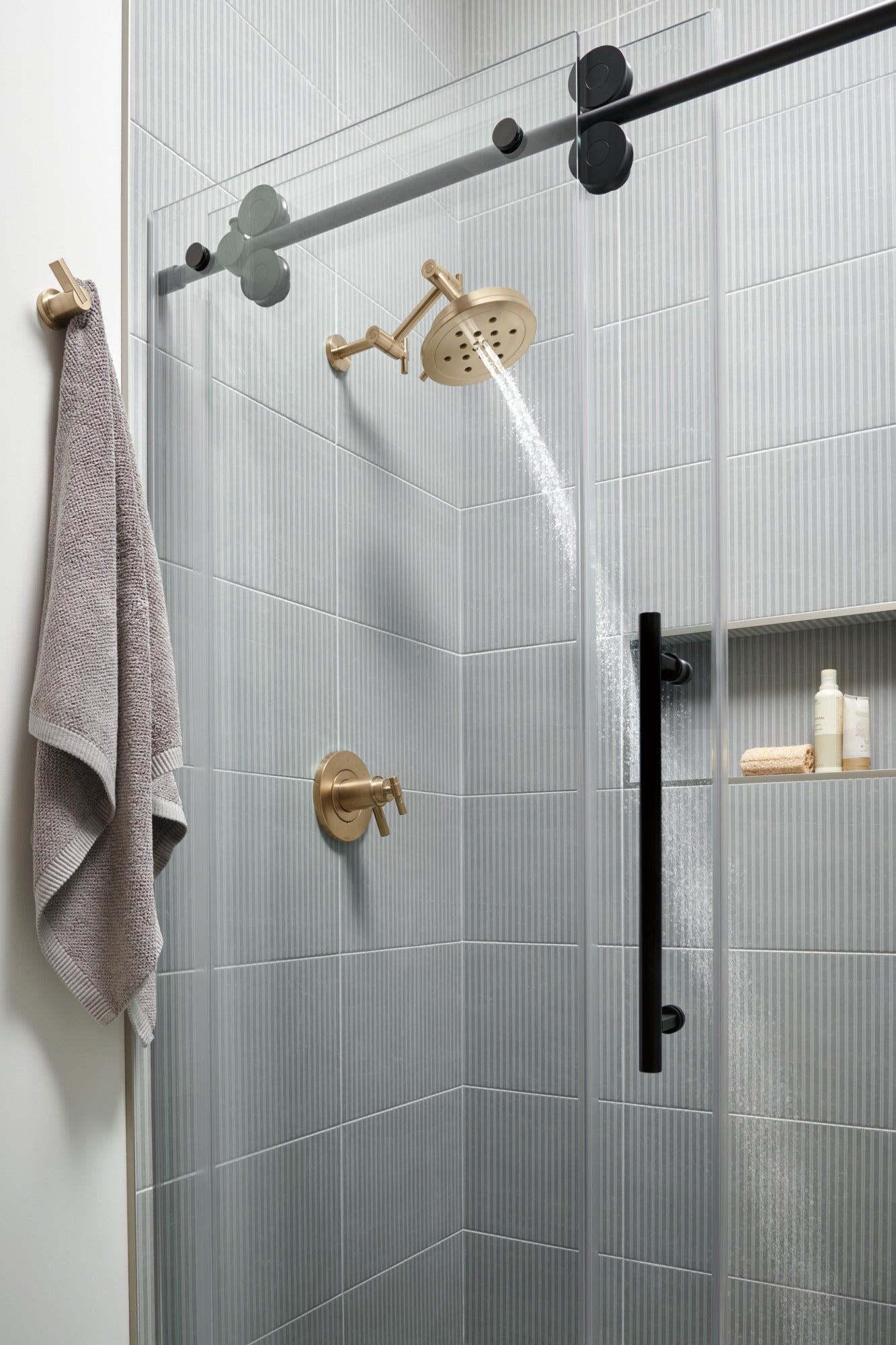 Brizo Litze® 8” H<sub>2</sub>Okinetic<sup>®</sup> Round Multi-Function Wall Mount Showerhead