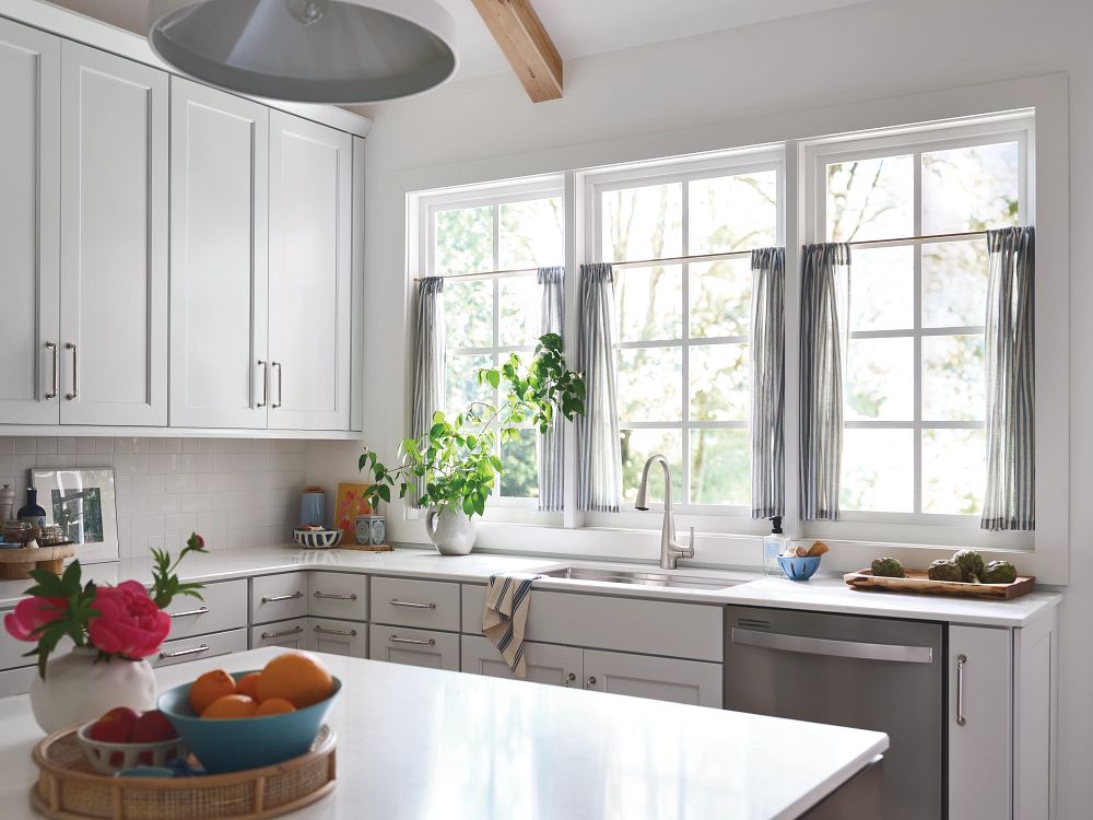Haelyn MotionSense Wave One-Handle Pulldown Touchless Kitchen Faucet