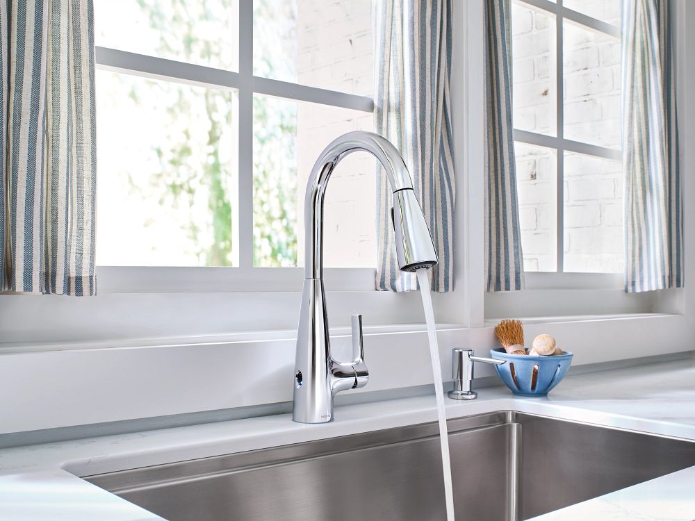 Haelyn MotionSense Wave One-Handle Pulldown Touchless Kitchen Faucet