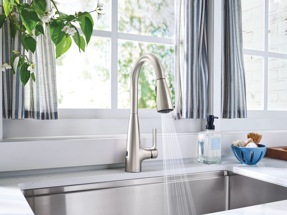Haelyn MotionSense Wave One-Handle Pulldown Touchless Kitchen Faucet