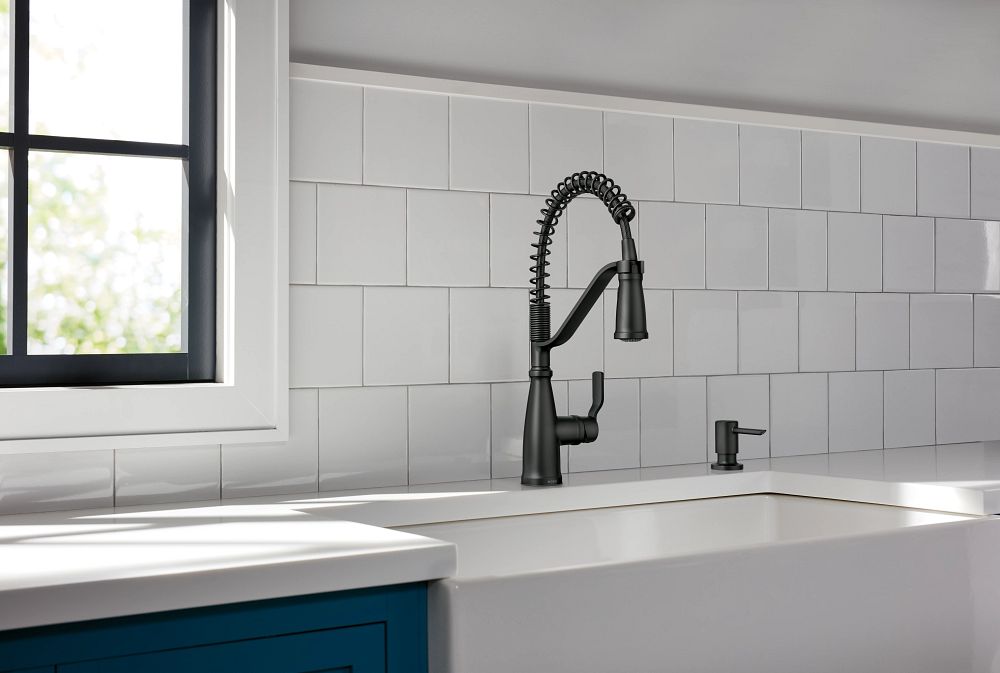 Nolia One-Handle Pre-Rinse Spring Pulldown Kitchen Faucet