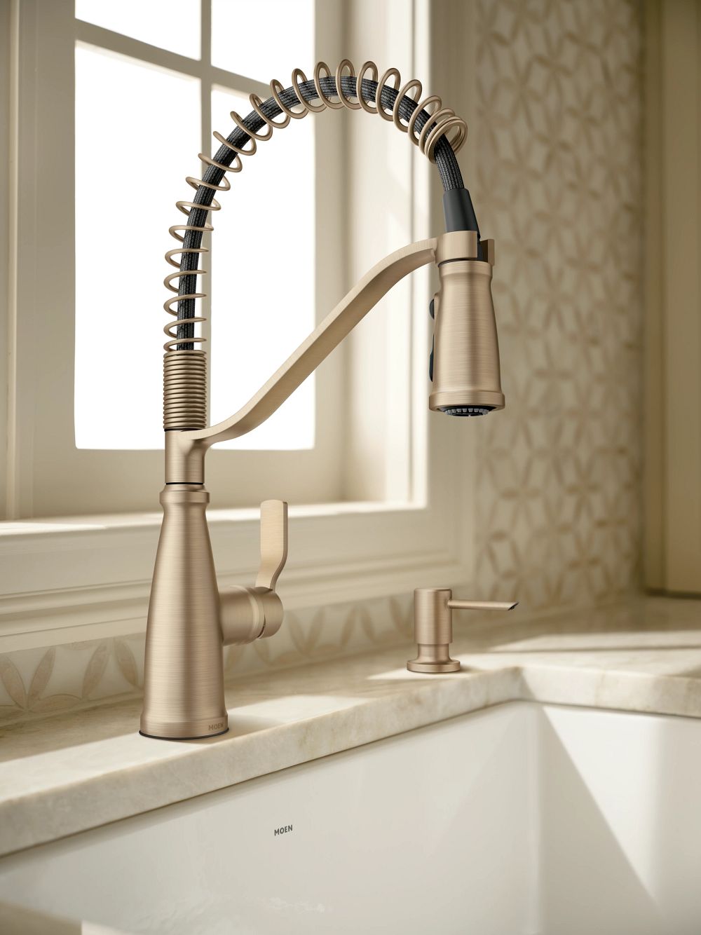 Nolia One-Handle Pre-Rinse Spring Pulldown Kitchen Faucet