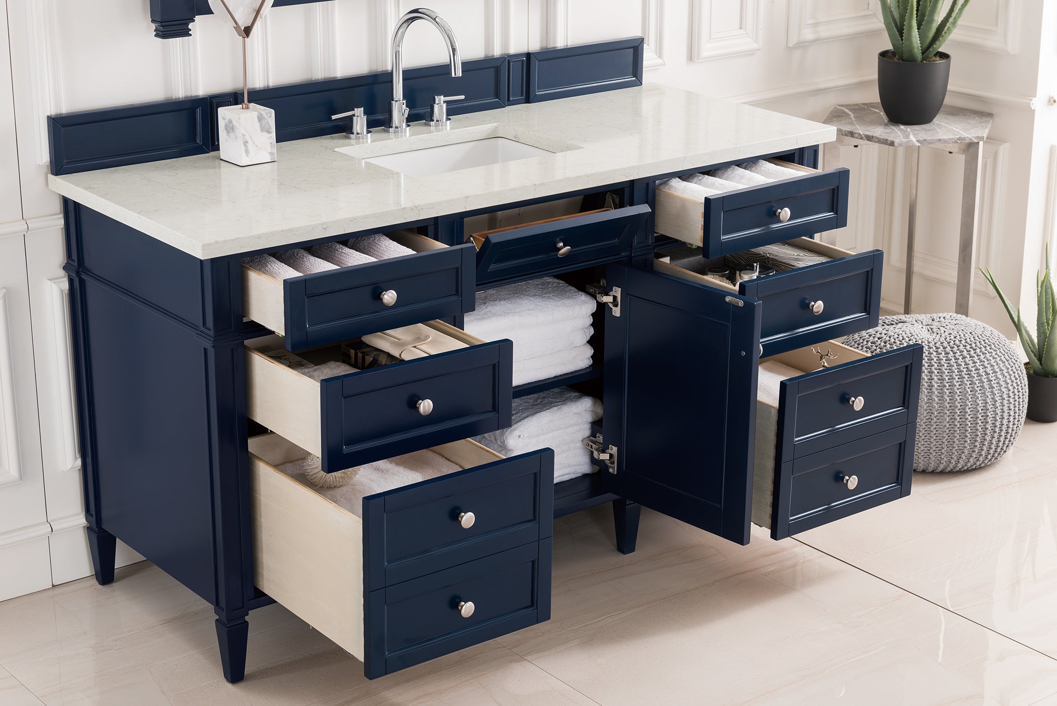 James Martin Brittany 60" Single Vanity in Victory Bleu with 3cm Countertop