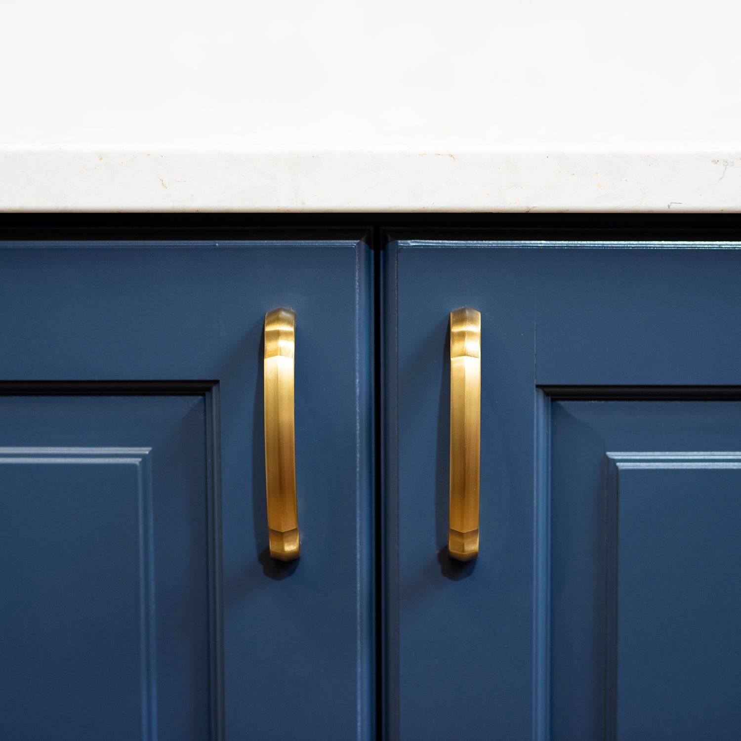 Hickory H077863, 3-3/4 Inch (96mm) Veranda Pull