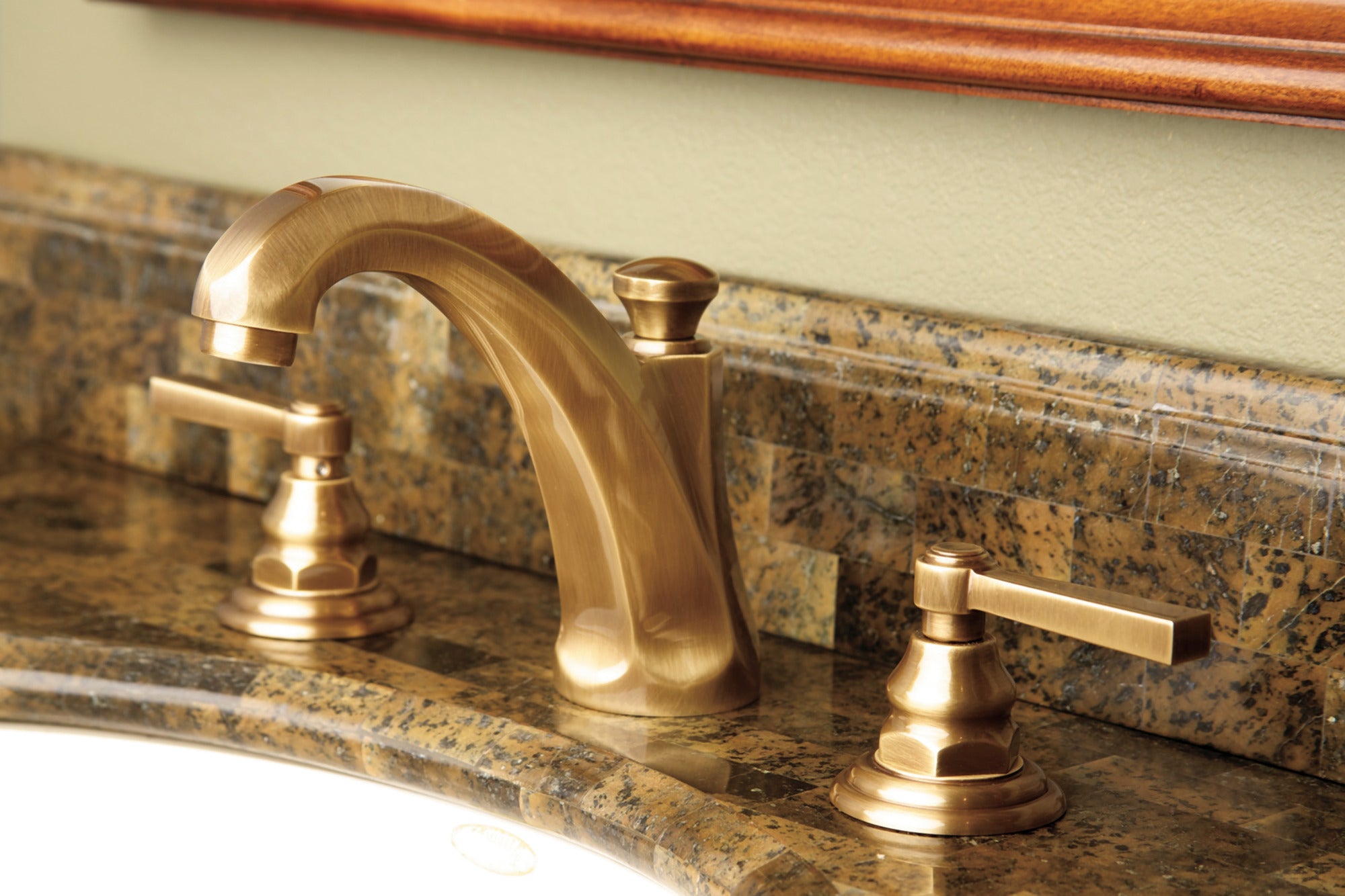 Newport Brass Astor® Widespread Lavatory Faucet