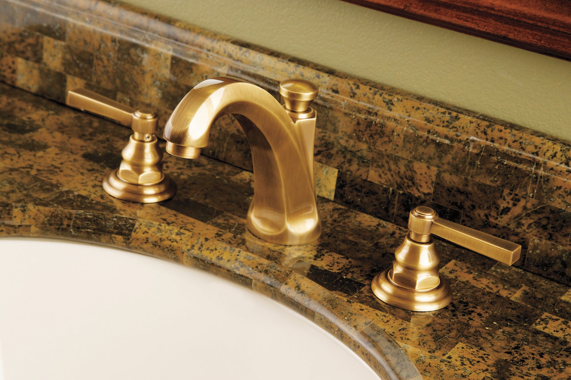Newport Brass Astor® Widespread Lavatory Faucet