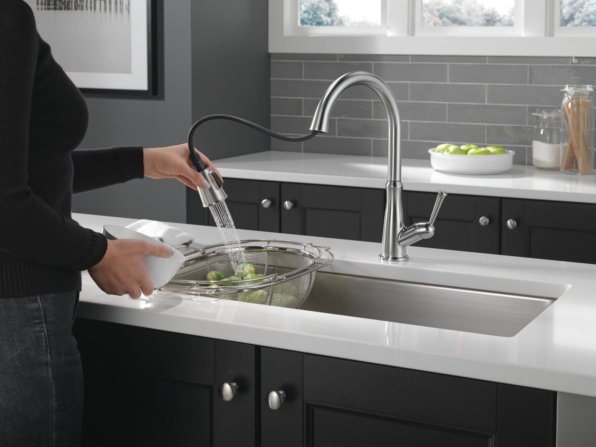 Delta Westville® Single Handle Pull-Down Kitchen Faucet