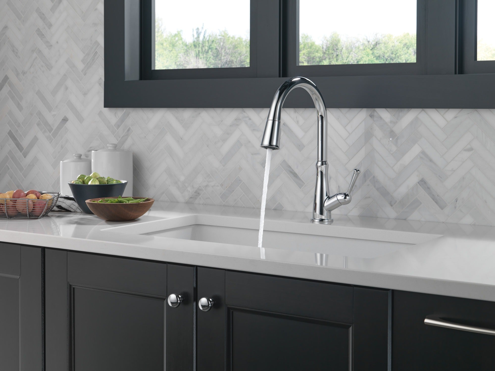 Delta Westville® Single Handle Pull-Down Kitchen Faucet
