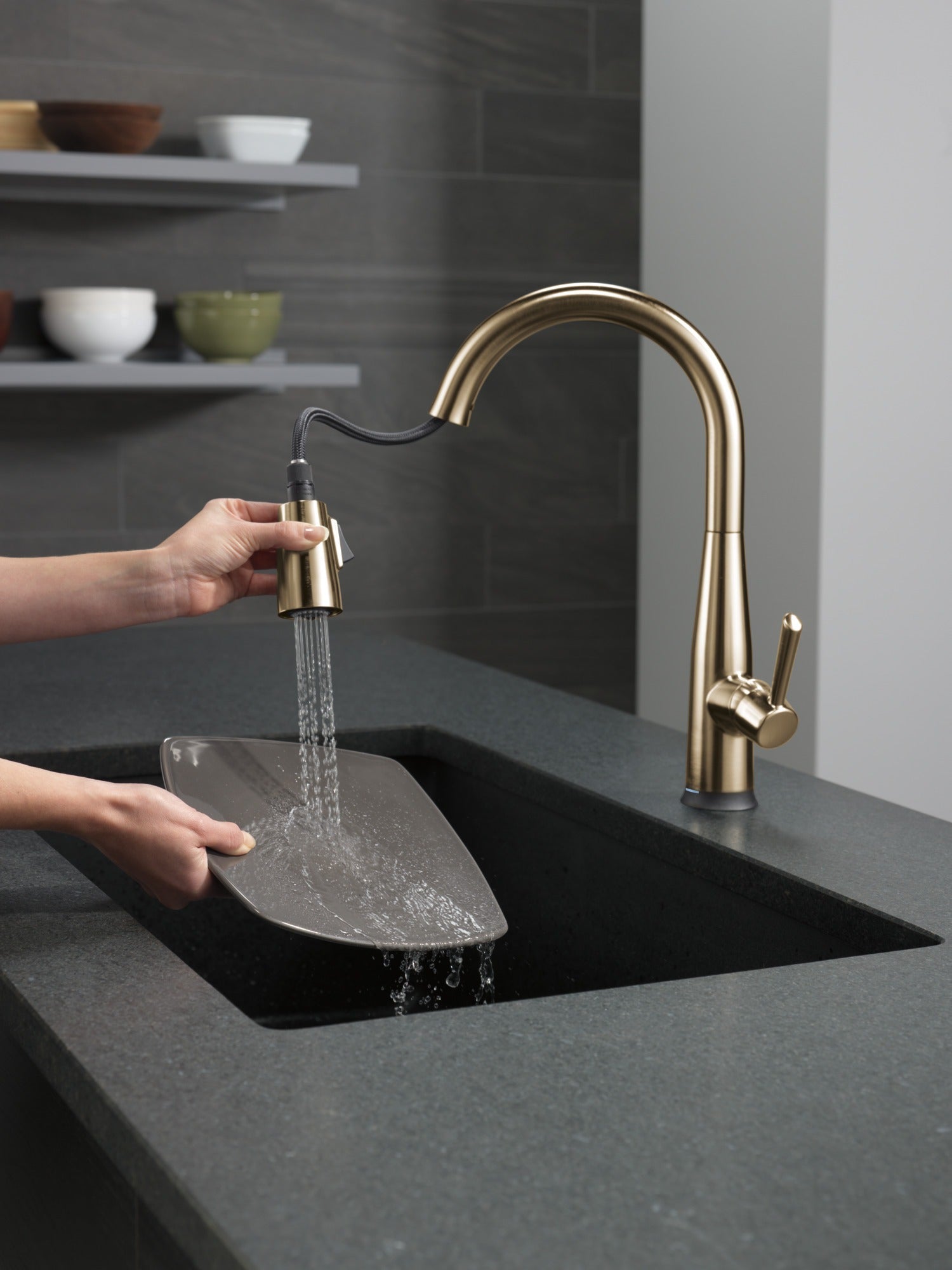 Delta Essa® Single Handle Pull-Down Kitchen Faucet with Touch<sub>2</sub>O® Technology Technology