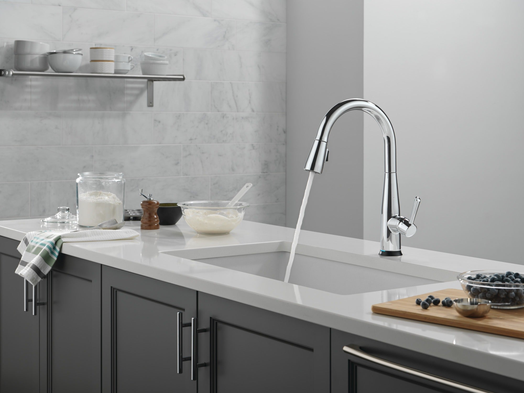 Delta Essa® Touch<sub>2</sub>O® Technology Kitchen Faucet with Touchless Technology