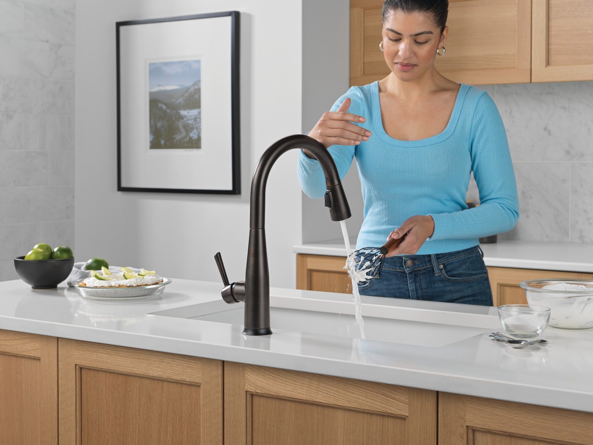 Delta Essa® Touch<sub>2</sub>O® Technology Kitchen Faucet with Touchless Technology