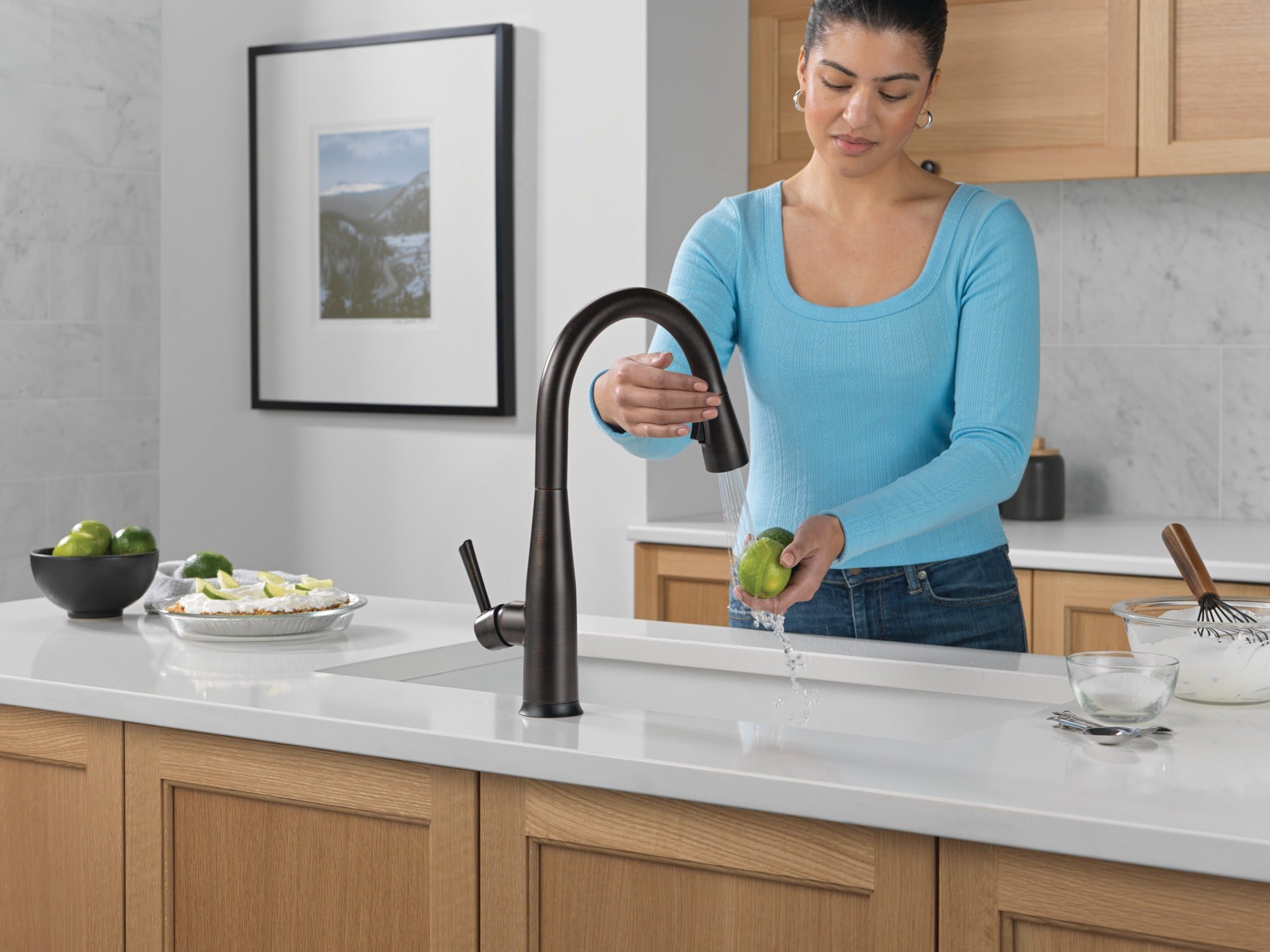 Delta Essa® Touch<sub>2</sub>O® Technology Kitchen Faucet with Touchless Technology