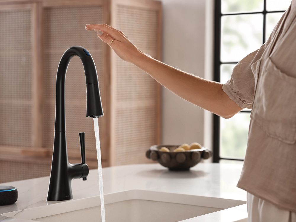 KURV Smart Pulldown Touchless Kitchen Faucet