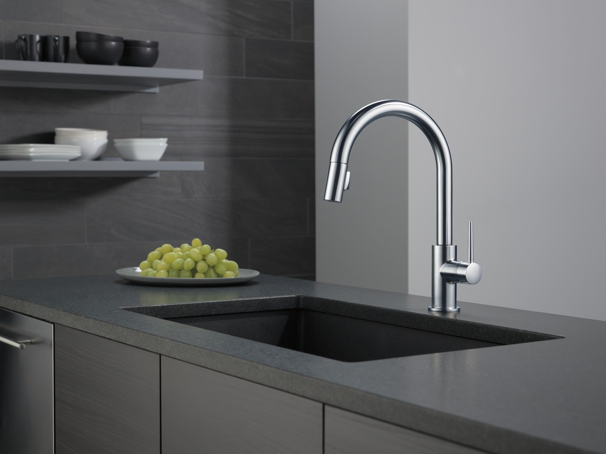 Delta Trinsic® Single Handle Pull-Down Kitchen Limited Swivel
