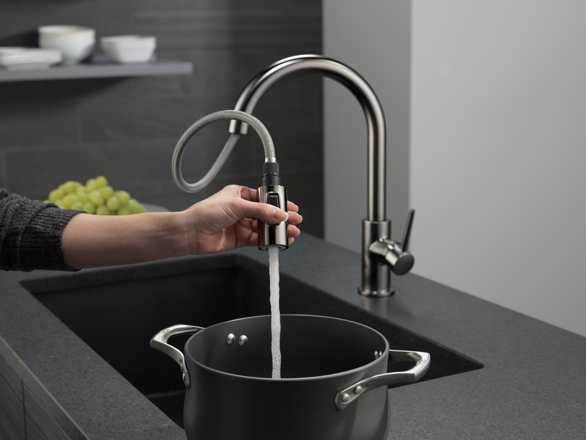 Delta Trinsic® Single Handle Pull-Down Kitchen Faucet