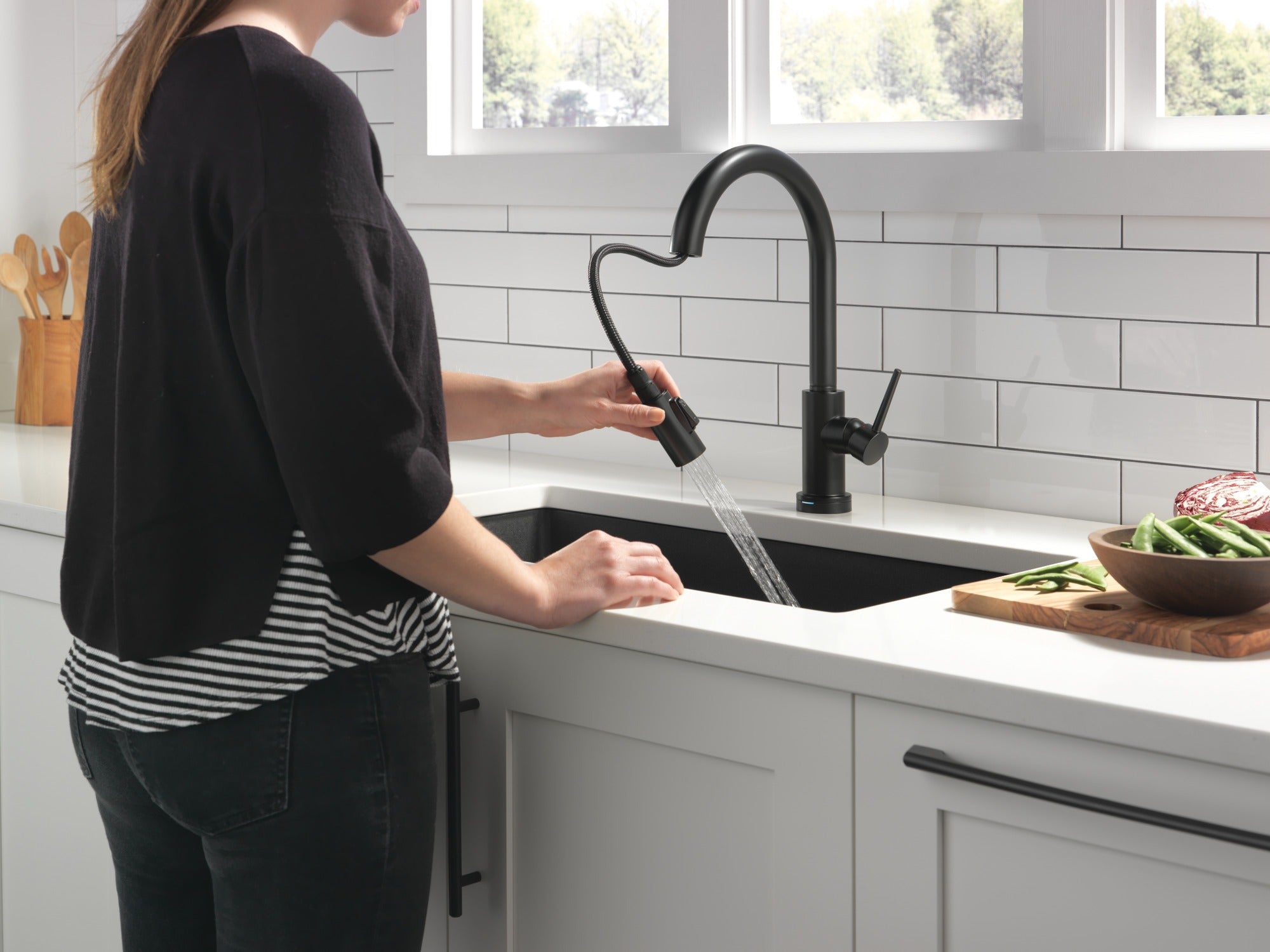 Delta Trinsic® Single Handle Pull-Down Kitchen Faucet with Touch<sub>2</sub>O® Technology