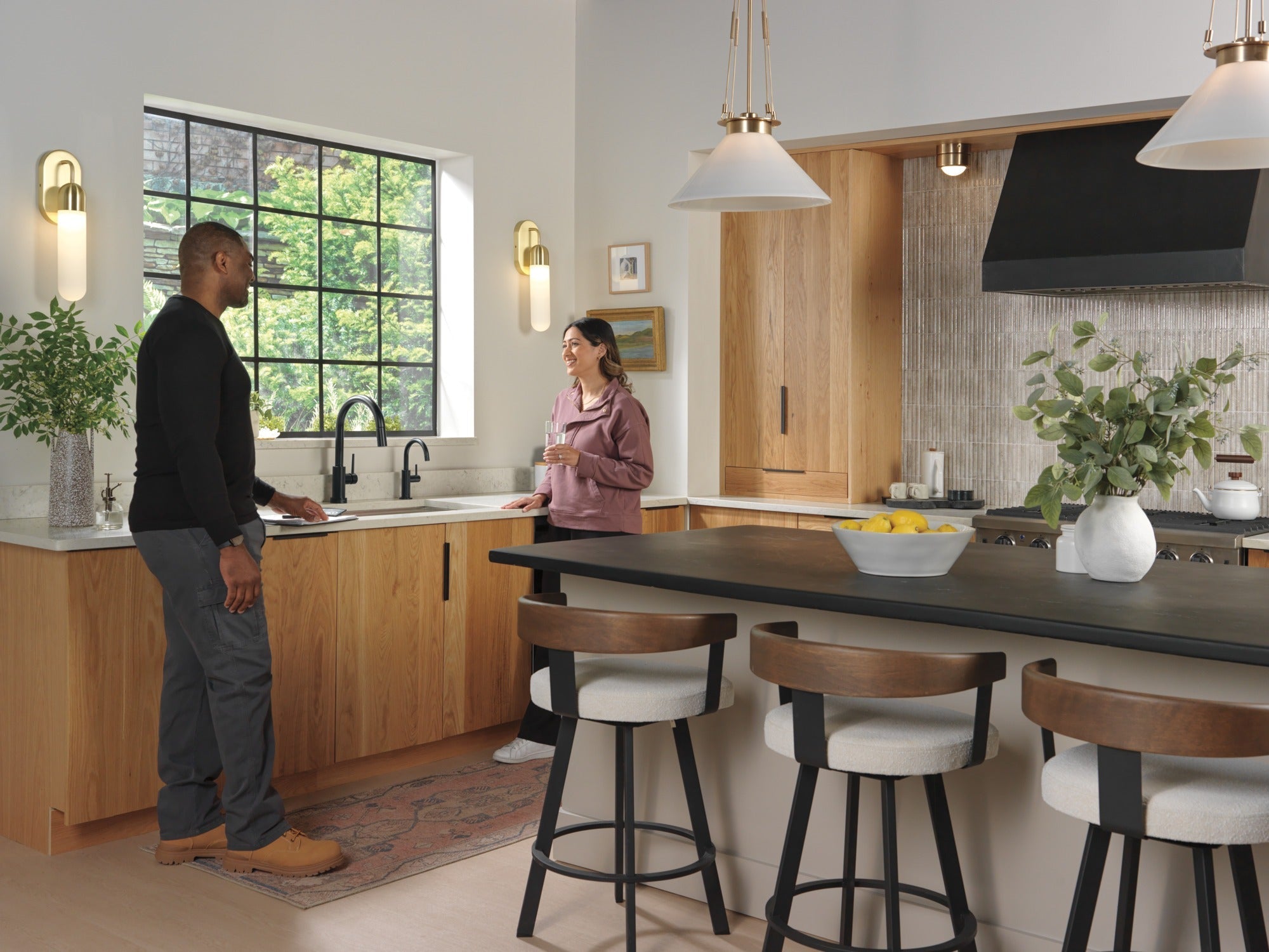 Delta Other Contemporary Round Beverage Faucet