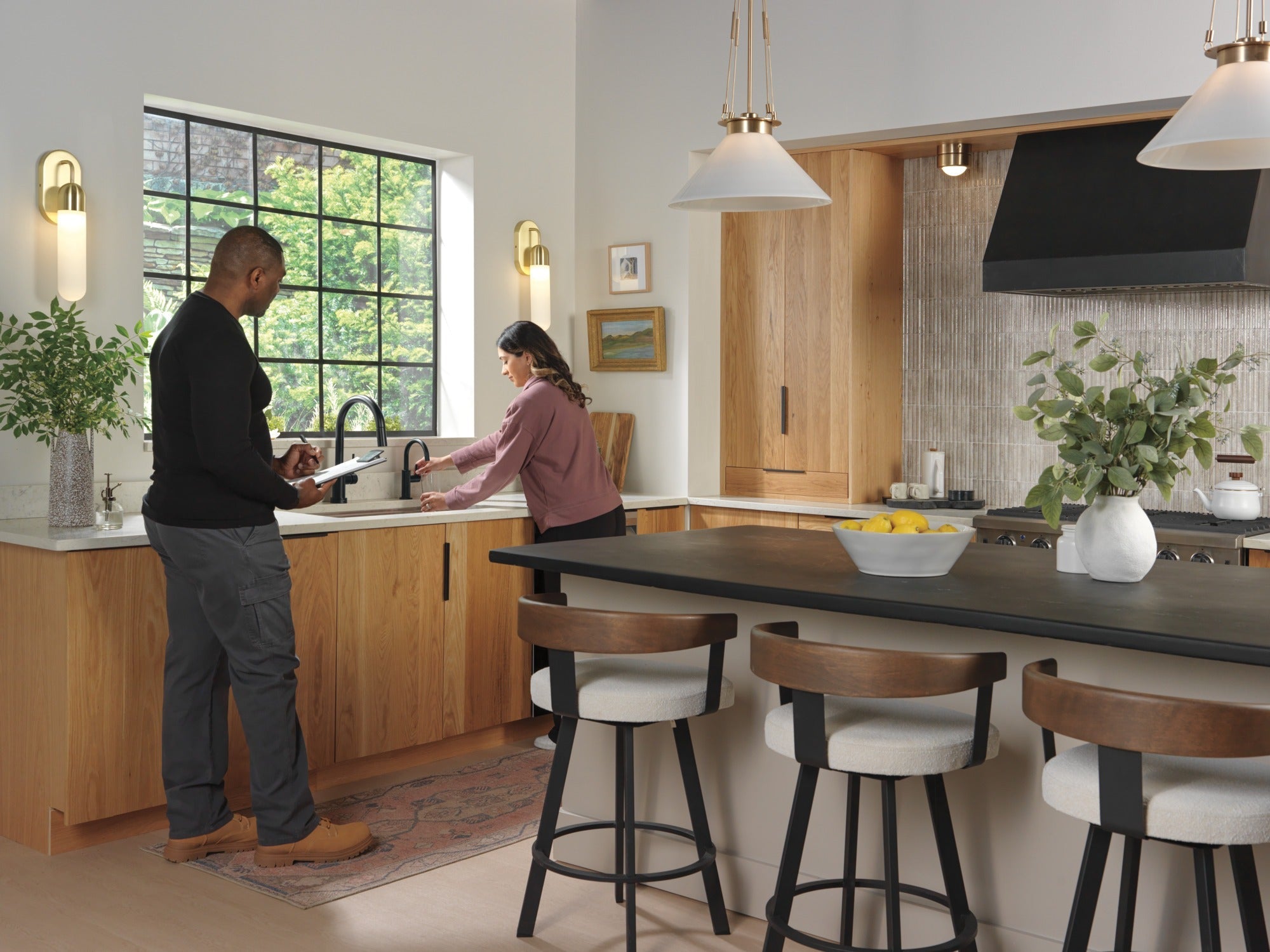 Delta Other Contemporary Round Beverage Faucet